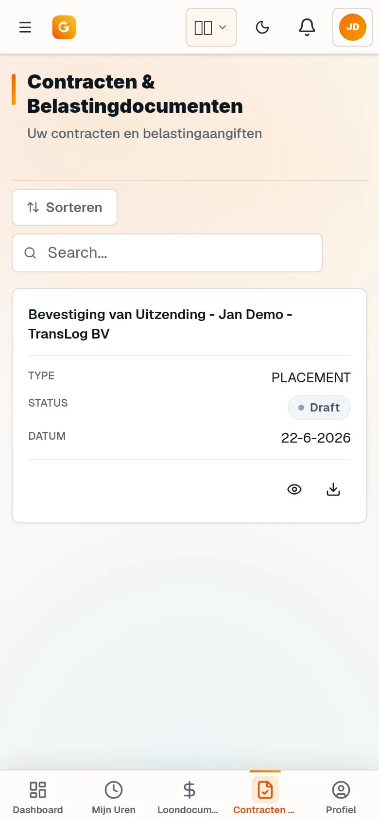Contracten en belastingdocumenten van een uitzendkracht op de telefoon